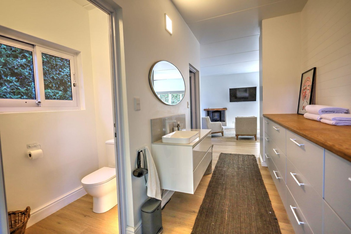 Tweede badkamer met stort